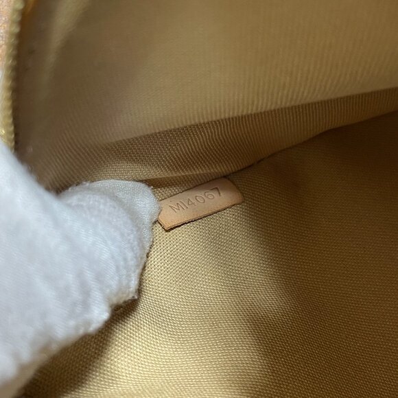 Louis Vuitton Bosphore Pochette Damier Azur Shoulder Bag - Picture 14 of 14